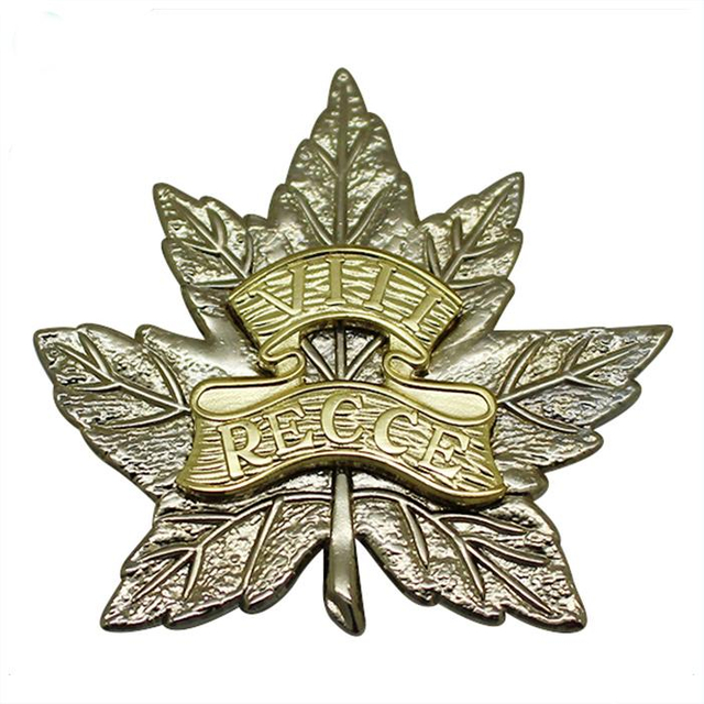 3D dubbelplätering Maple Leaf Metal Lapel Pin