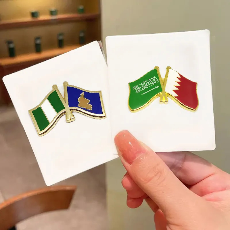 Mjuk hård emalj Country Flag Pin