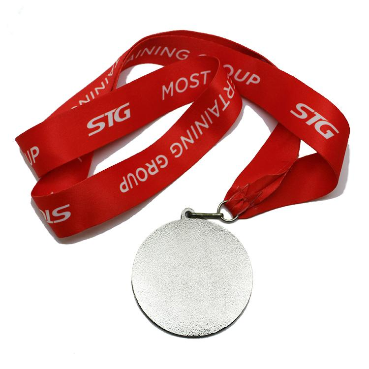 Custom Color Pasta Metal Medalj Med Snöre