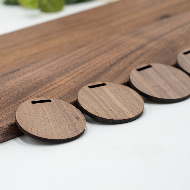 Personliga blanks runda trä trä namn graverad nyckelring